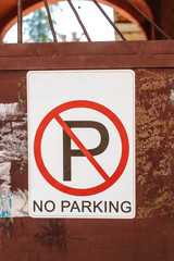 Sign does not park on the fence