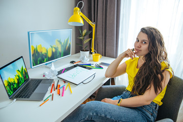 woman have no ideas in work. workplace.