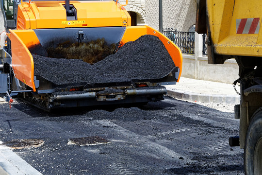 Travaux goudronnage route