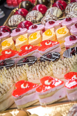 Catering, bufet, ciastka i słodycze