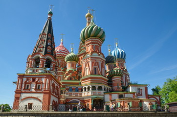 Fototapeta na wymiar Cathedral of the Intercession of the Virgin Mary, on the moat (St. Basil's Cathedral) in Moscow, Russia 
