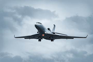 Landing of the passenger plane.