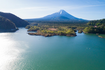精進湖の富士山
