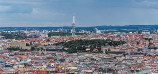 Obraz premium Cityscape of Prague from Petrin Hill