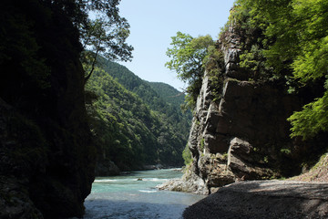京都　保津峡　落合の風景