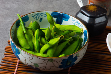 edamame , japanese green steamed soyabean
