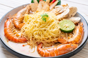 spicy shrimps spaghetti pasta (Tom Yum Goong)