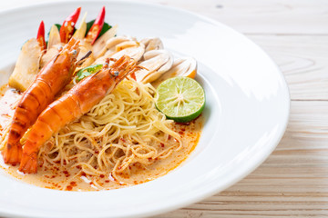 spicy shrimps spaghetti pasta (Tom Yum Goong)