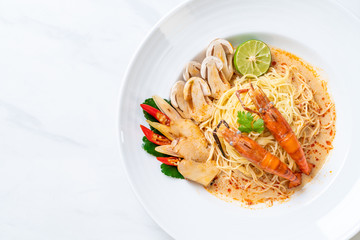 spicy shrimps spaghetti pasta (Tom Yum Goong)