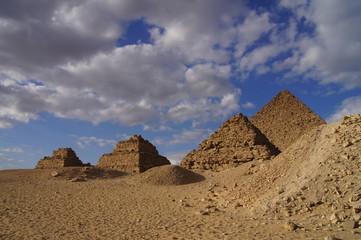 The small Pyramids of Gizah