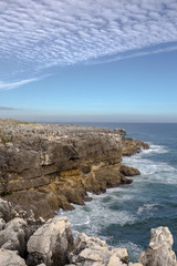 scogliera oceano portogallo