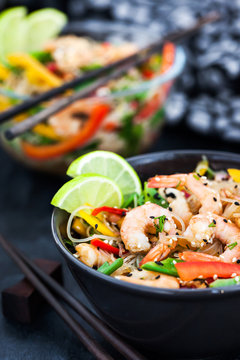 Delicious asian rice glass noodles with prawns and vegetables  (wok)