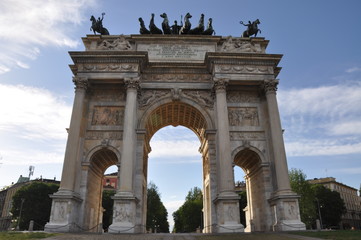 Fototapeta na wymiar Arch of Peace Milano, Italy