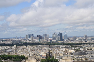 Fototapeta na wymiar Downtown Paris Skyline