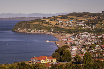 Fototapeta na wymiar Panoramica de Achao