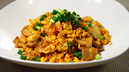 炒り豆腐とキムチの炒め物