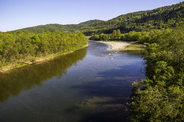 Obraz premium river Striy at the Carpathian mountains