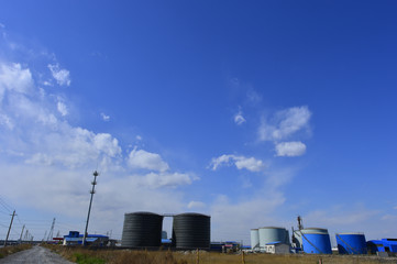 The oil tank