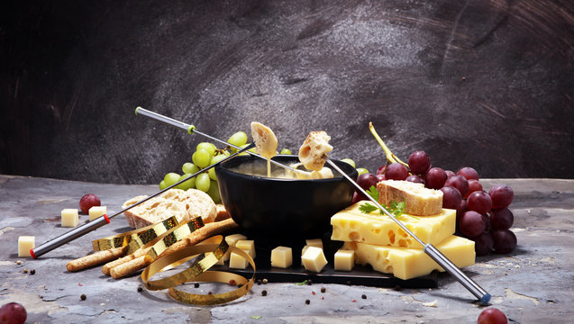 Fleischfondue Bilder – Durchsuchen 21,787 Archivfotos, Vektorgrafiken ...