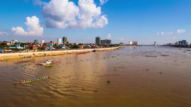 Cambodia water festival bon om touk boat racing in Phnom Penh