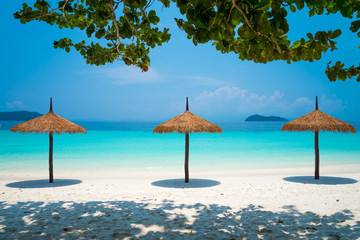 Beautiful tropical island white sand beach blue sky sunny day - Summer breeze travel holiday