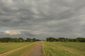 Elberadweg bei Lenzen