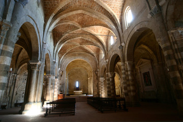 sovana crypt romanesque church grosseto toscana