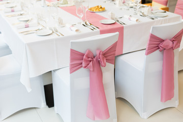 wedding chair with ribbon