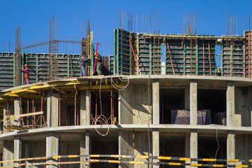 builders build a residential building