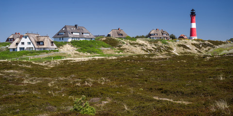 Dorf Hörnum auf Sylt in den Dünen wolkenlos
