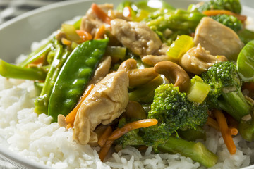 Homemade Asian Cashew Chicken Stir Fry