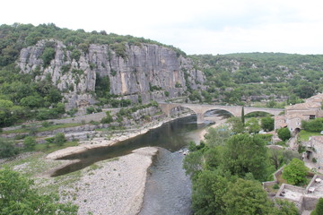 La rivière Ardèche à Balazuc