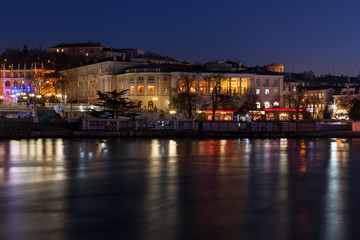 Fototapeta premium 'Between Lenin and the deep blue sea': Night in the center of Sevastopol