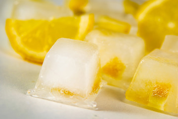 Refreshing ice cubes with lemon