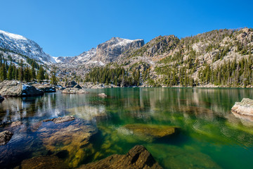 Lake Haiyaha, Rocky Mountains, Colorado, USA.