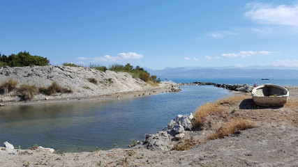 Fototapeta na wymiar Lake Antinioti, Corfu, Greece