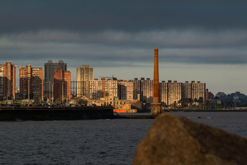 Montevideo city line