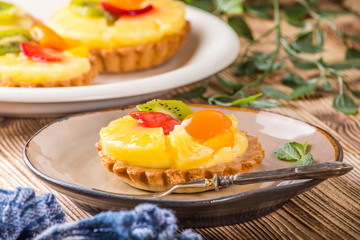 Mixed fruit tart.