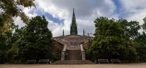 Fototapeta na wymiar Nationaldenkmal im Viktoriapark Berlin