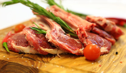 A fresh rack of lamb on the board