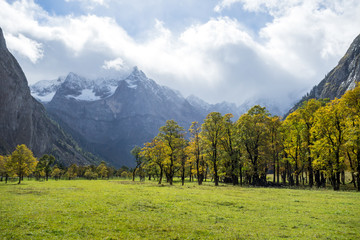 Fototapeta na wymiar Ahornboden valley in Tyrol, Austria