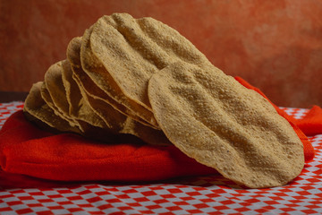 Tostadas Saladas