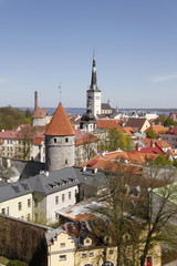 Obraz premium Panorama de la ville basse à Tallinn, Estonie