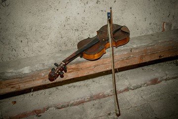 Old violin in the case
