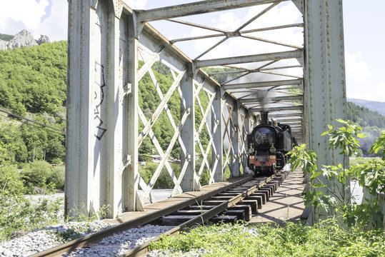 train des pignes &agrave; vapeur
