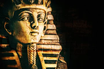 Fotobehang Stone pharaoh tutankhamen mask © merydolla