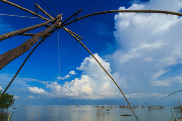 Lift nets to catch fish