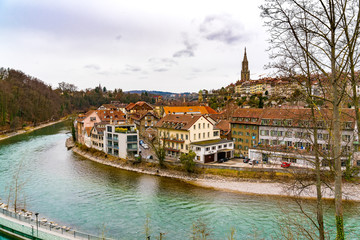 Fototapeta na wymiar View of the old town of Bern with Berner Munster cathedral