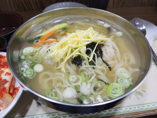 カルグクス 