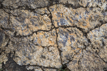 Felsspalte über der Höhle Grjótagjá im Mývatn-Gebiet / Nord-Island